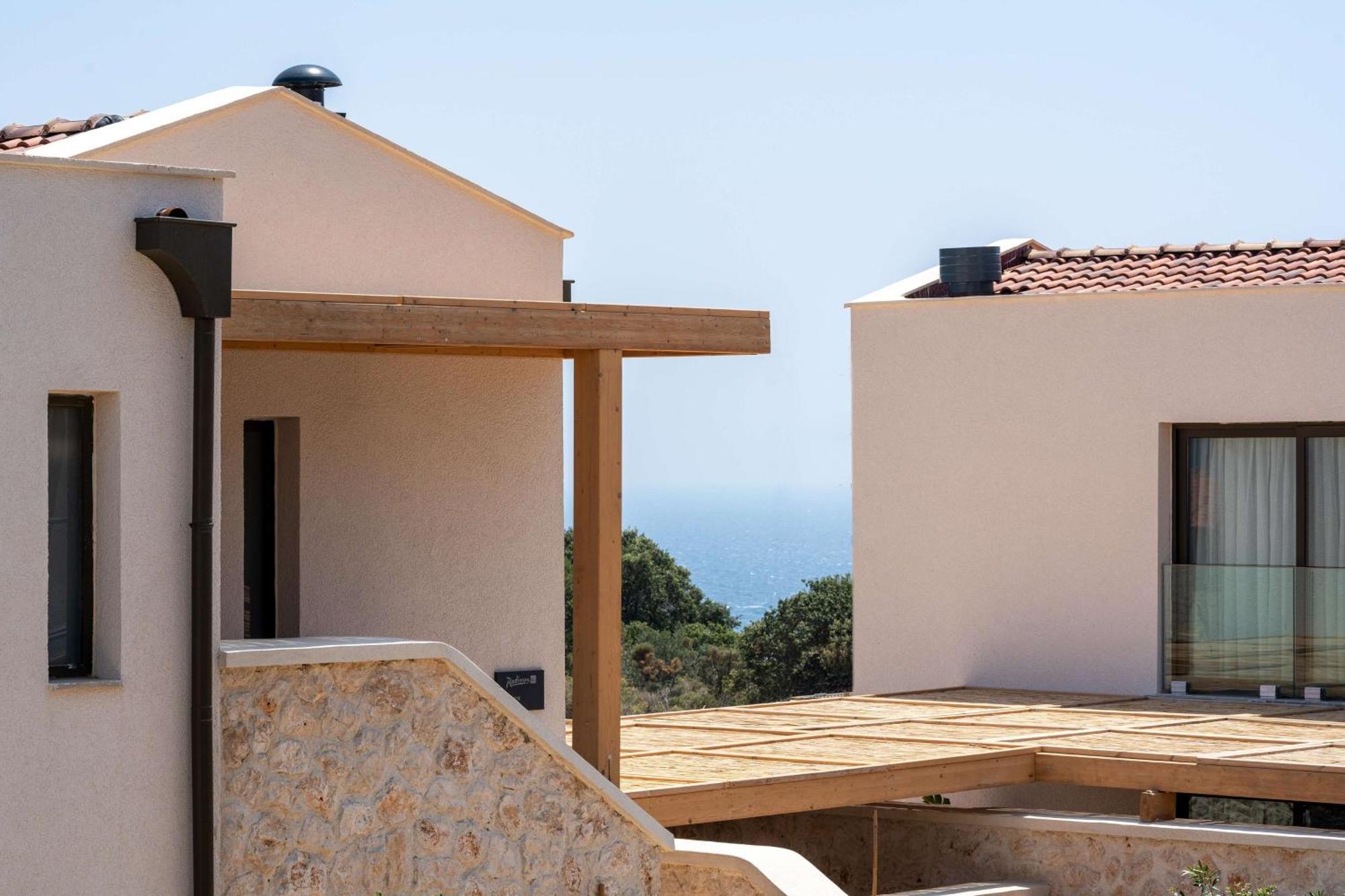 Radisson Blu Hotel, Kas Bagian luar foto